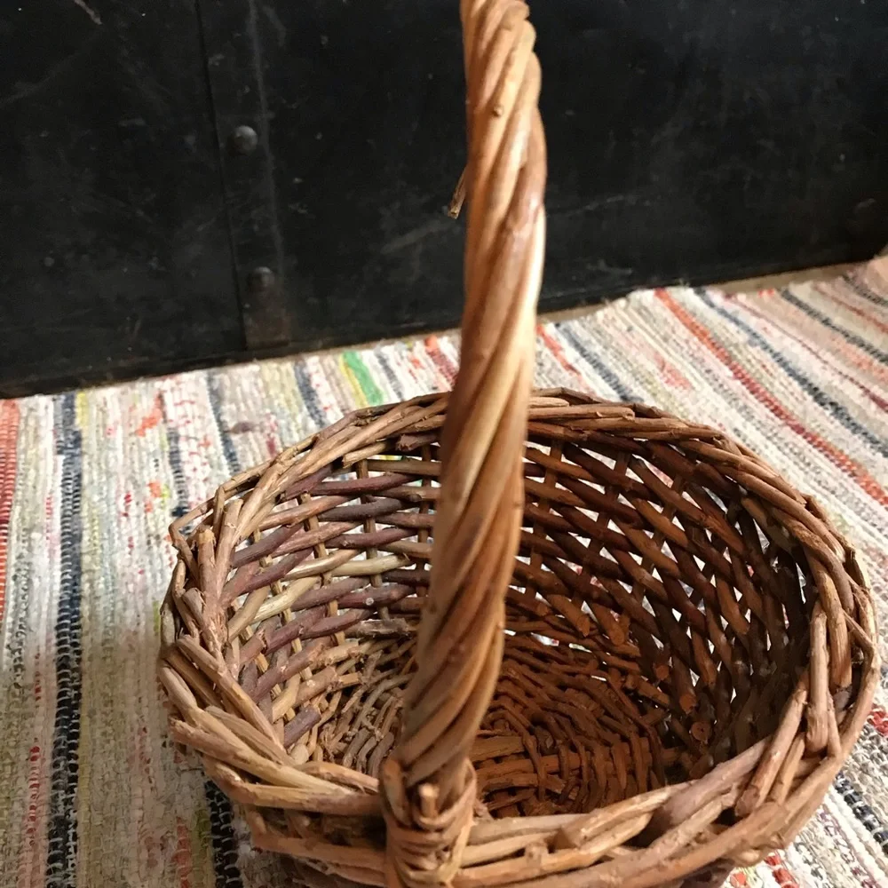 Woven Willow Round Basket
